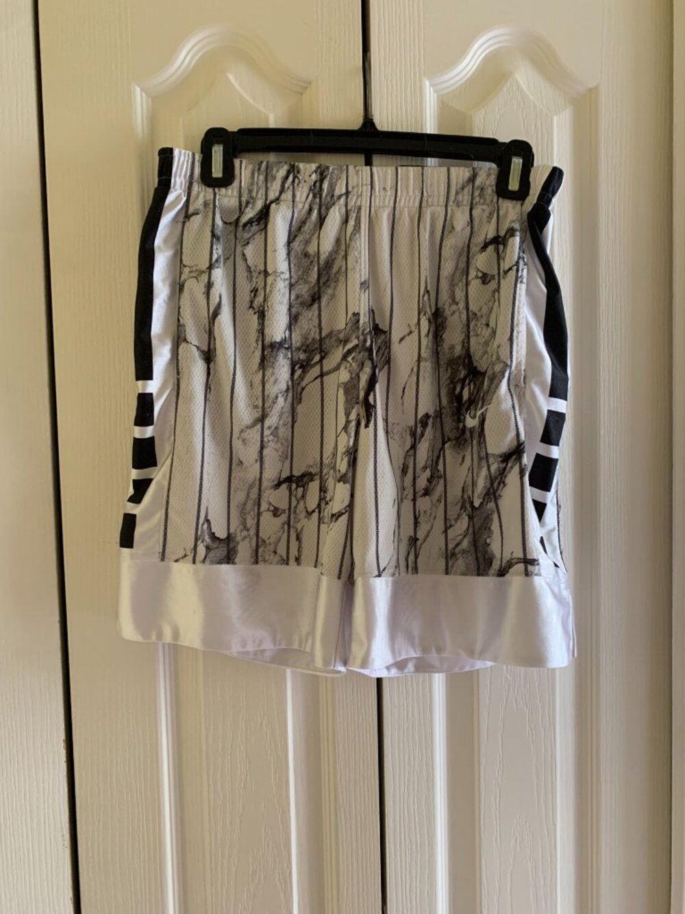 Nike Marble Print Athletic Shorts - Size L - Black/White